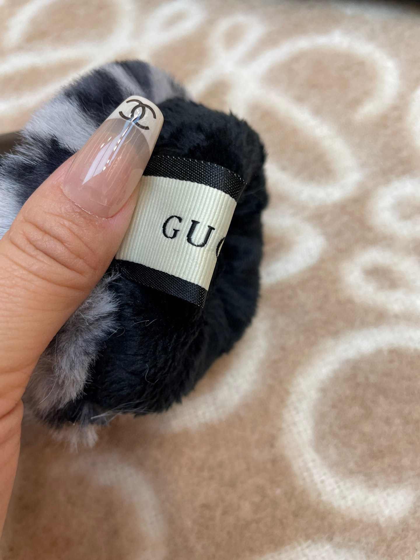 Gucci新款保暖女士手套 时尚保暖 柔软舒适