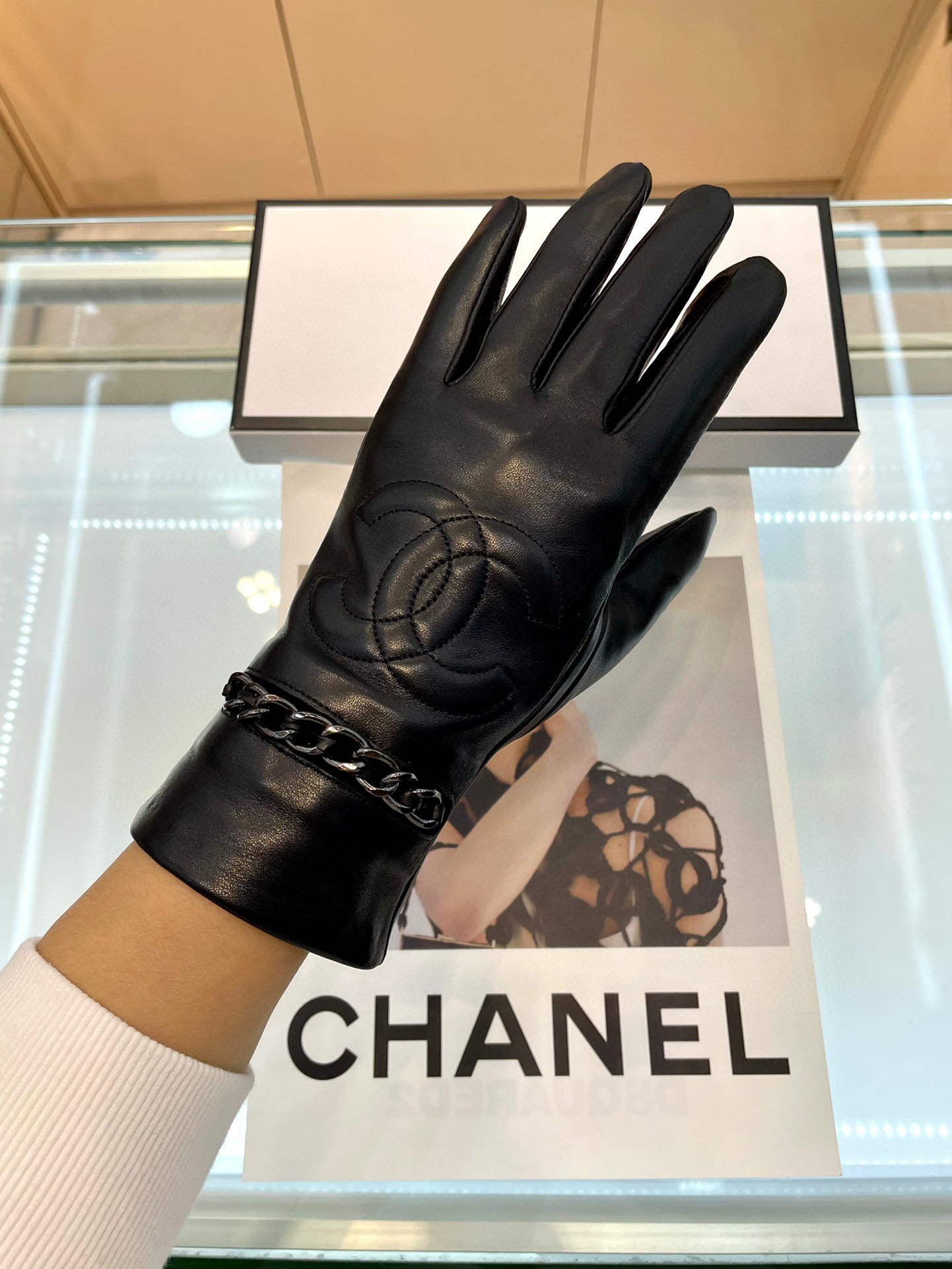 ‼️ Chanel爆款到 。【顶级原单】官网同步女士新款高档羊皮手套🎉🔒🔒百分百选用进口小羊皮 内里羊丝
