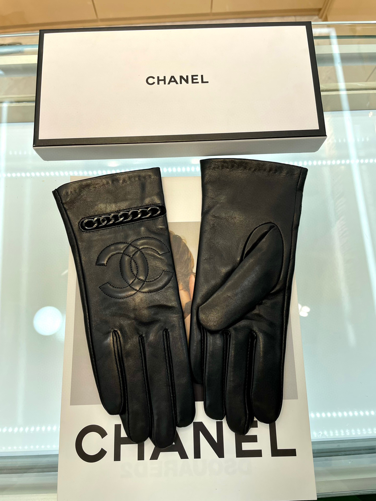 ‼️ Chanel爆款到 。【顶级原单】官网同步女士新款高档羊皮手套🎉🔒🔒百分百选用进口小羊皮 内里羊丝