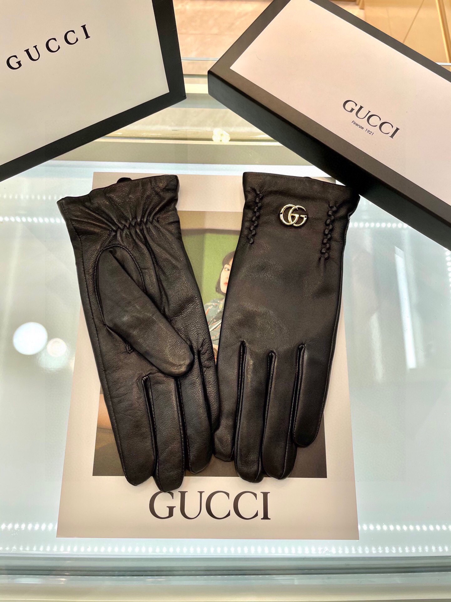 Gucci 秋冬女手套👋🏻国产一级羊皮 皮质超薄柔软舒适 质感超群 均码