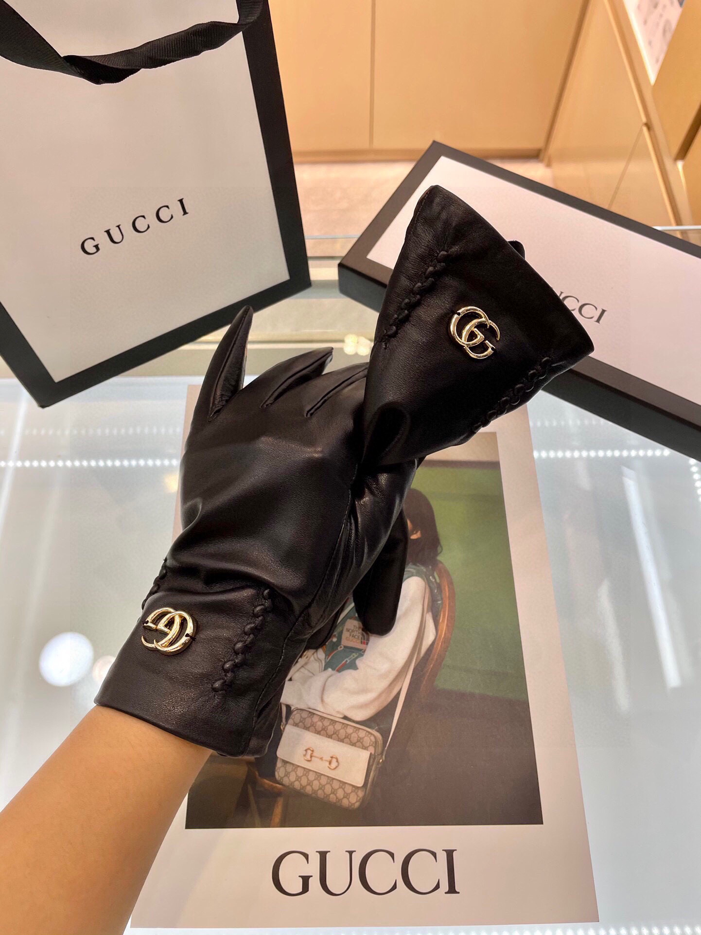 Gucci 秋冬女手套👋🏻国产一级羊皮 皮质超薄柔软舒适 质感超群 均码