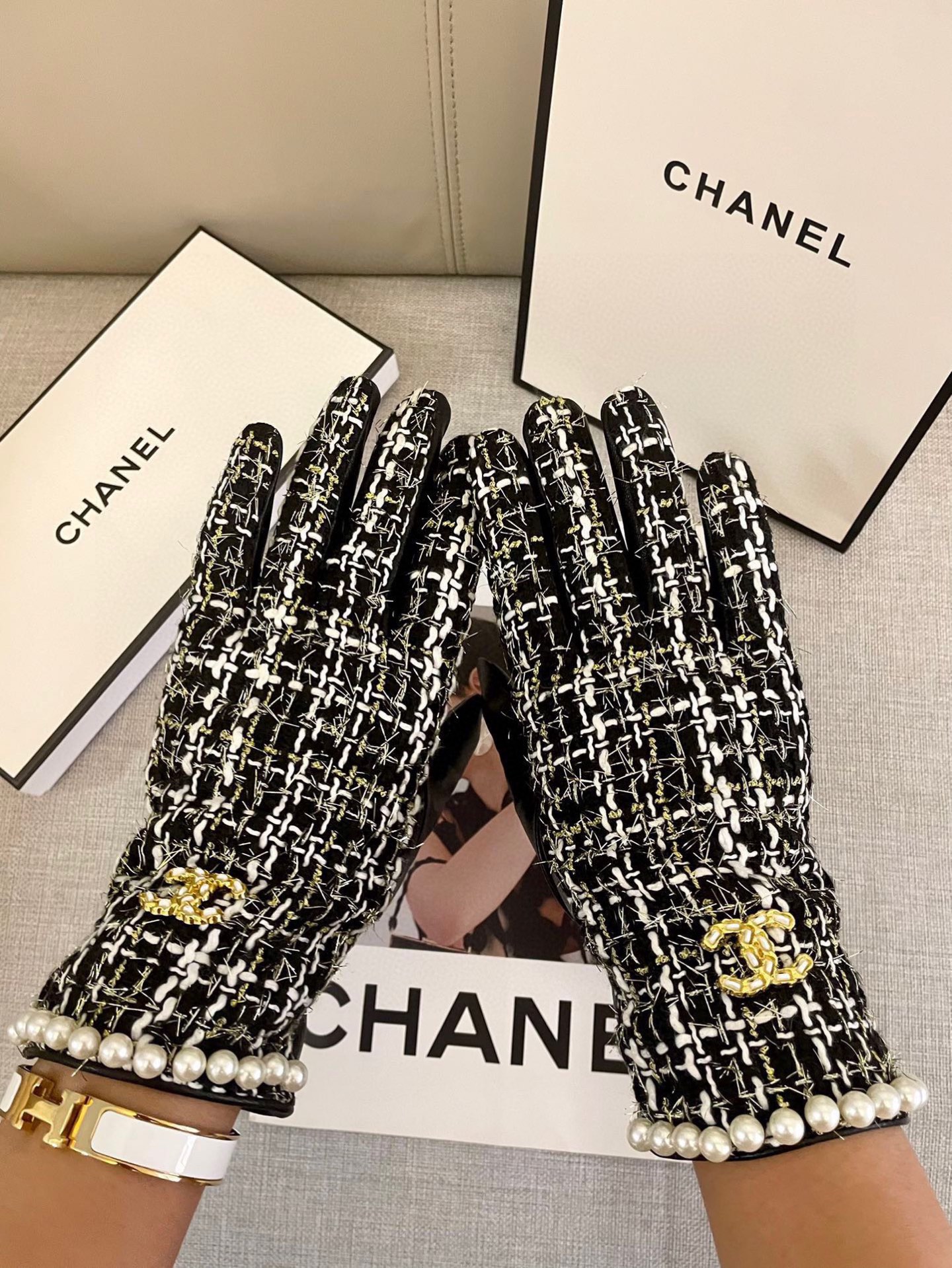 香奈儿Chanel‼️欧洲新款🇫🇷【顶级原单】女士高档半指手套 💁💁💁香奈儿御用毛呢手套 顶级做工💋任何
