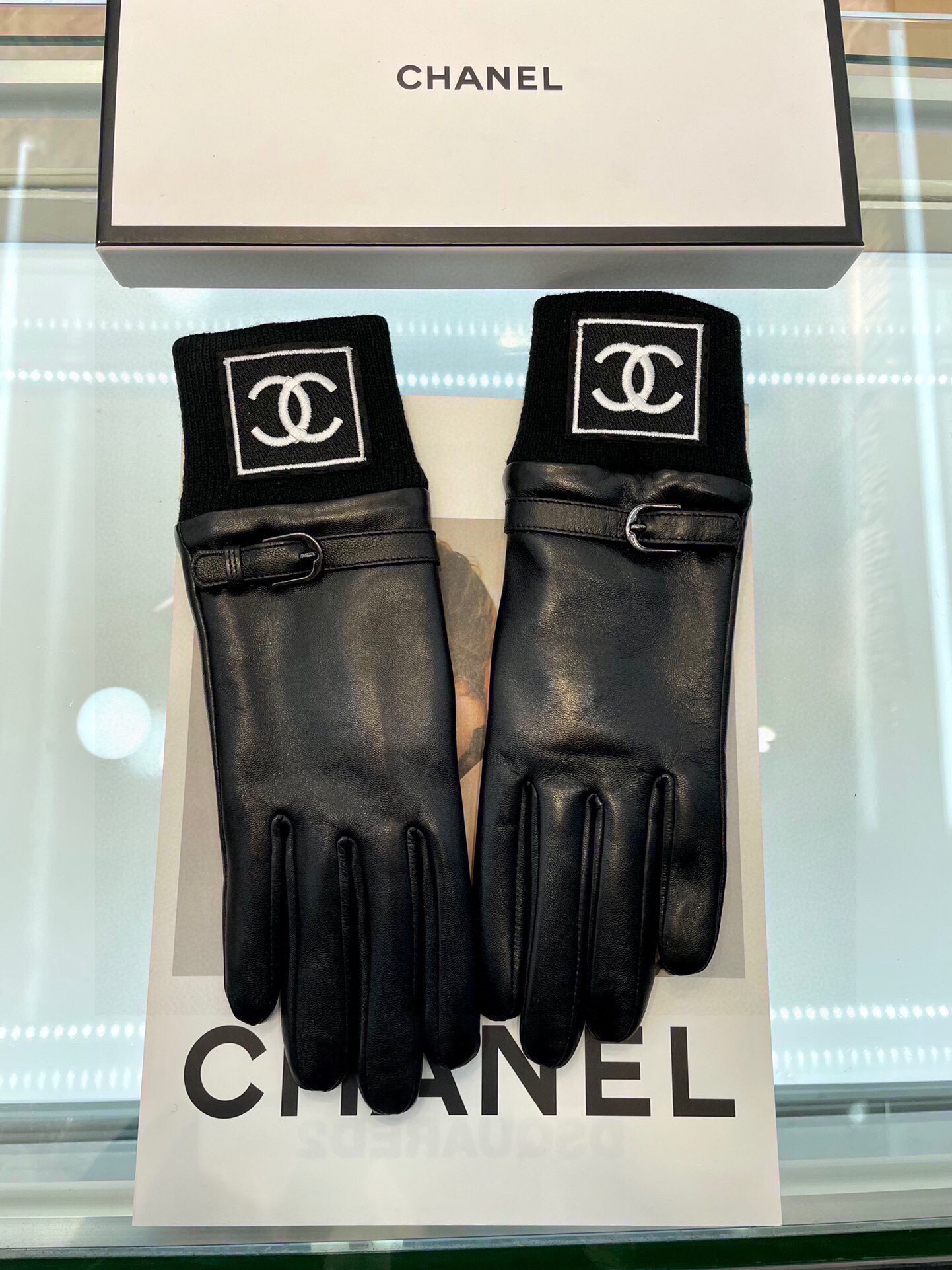 新款独家首发 Chanel香奈儿 女士新款高档羊皮手套🎉🎉女神首选 不可错过💁💁 一级绵羊皮 皮质细腻柔