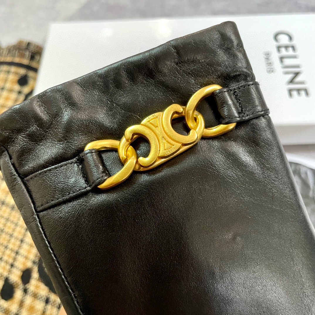 Celine 秋冬新款 。【顶级原单】官网同步女士新款高档羊皮手套🎉🔒🔒百分百选用进口小羊皮 内里羊绒 