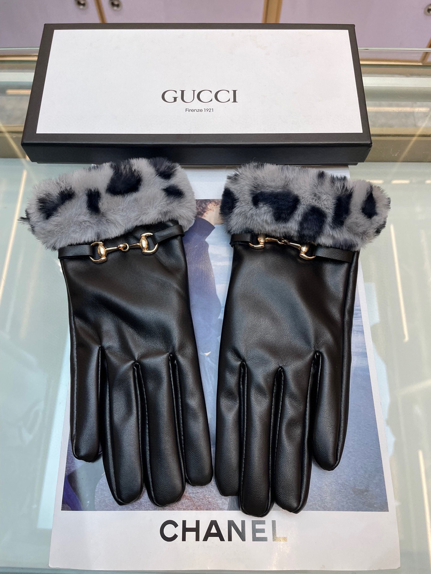 NO:583952,Gucci's new warm women's gloves, fashionable, warm, soft and comfortable gloves, gloves, gucci, gloves19860909Gucci新款保暖女士手套 时尚保暖 柔软舒适 手套,手套,gucci,gloves,accessory
