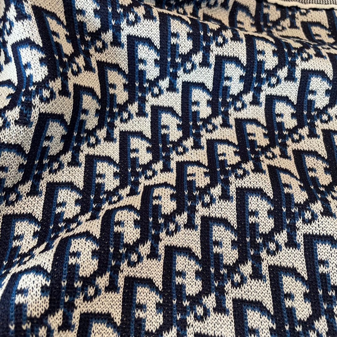 P140 迪奥针织比基尼套装分体泳衣 FF字母印花抹胸内衣+平角打底裤，码数：均码（适合80-125斤）