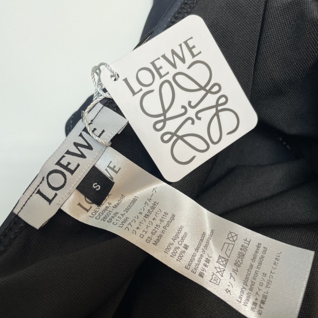 Lowe新款泳衣 😍🥰适合多种场景的游泳衣🏊‍♀️海边游泳池 温泉 水上乐园 漂流都可以😌内搭也完全可以