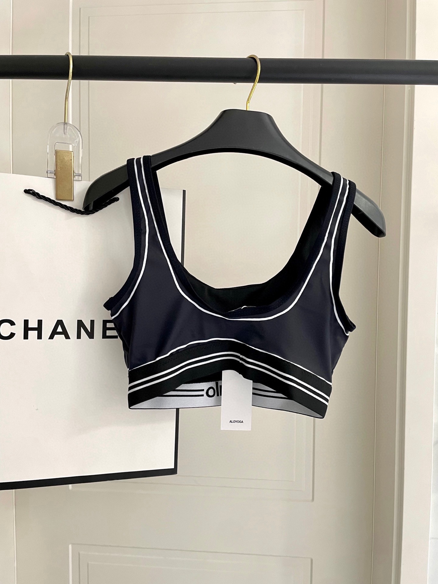 alo新款高弹力健身长款瑜伽服运动套装~小背心➕修身提臀显瘦打底裤S M L Xl