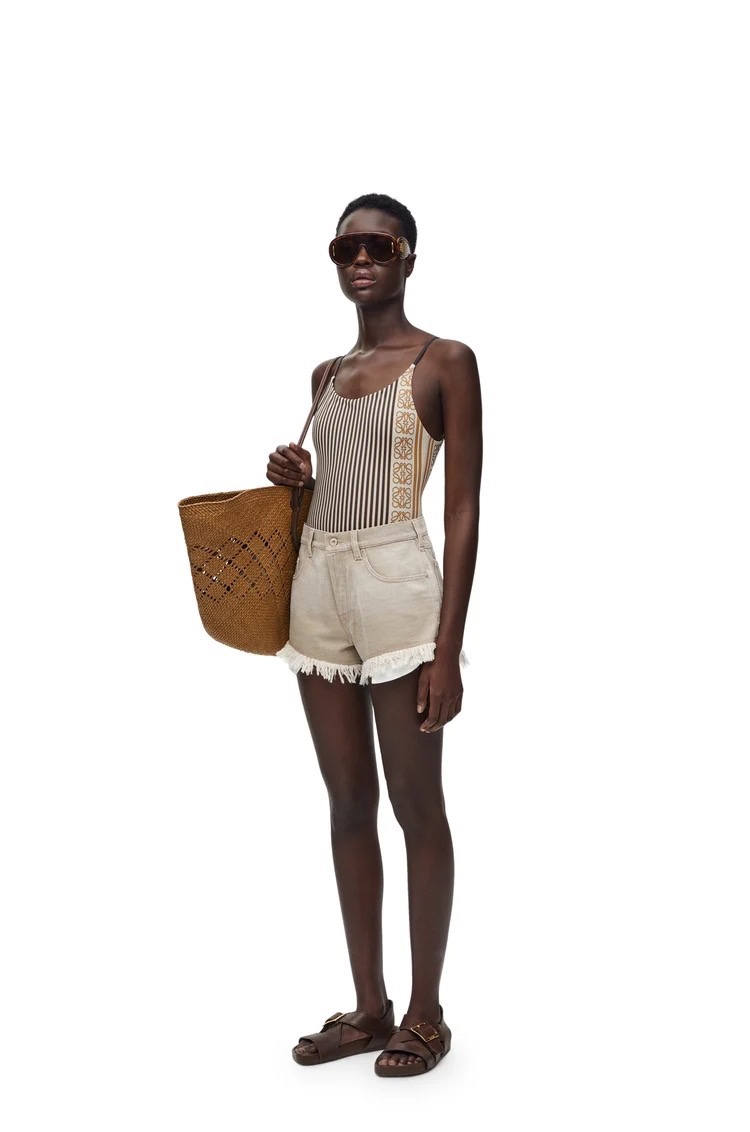 Lowe专柜新款气质款 性感又遮肉肉😍🥰适合多种场景的游泳衣🏊‍♀️海边 游泳池 温泉 水上乐园 漂流都