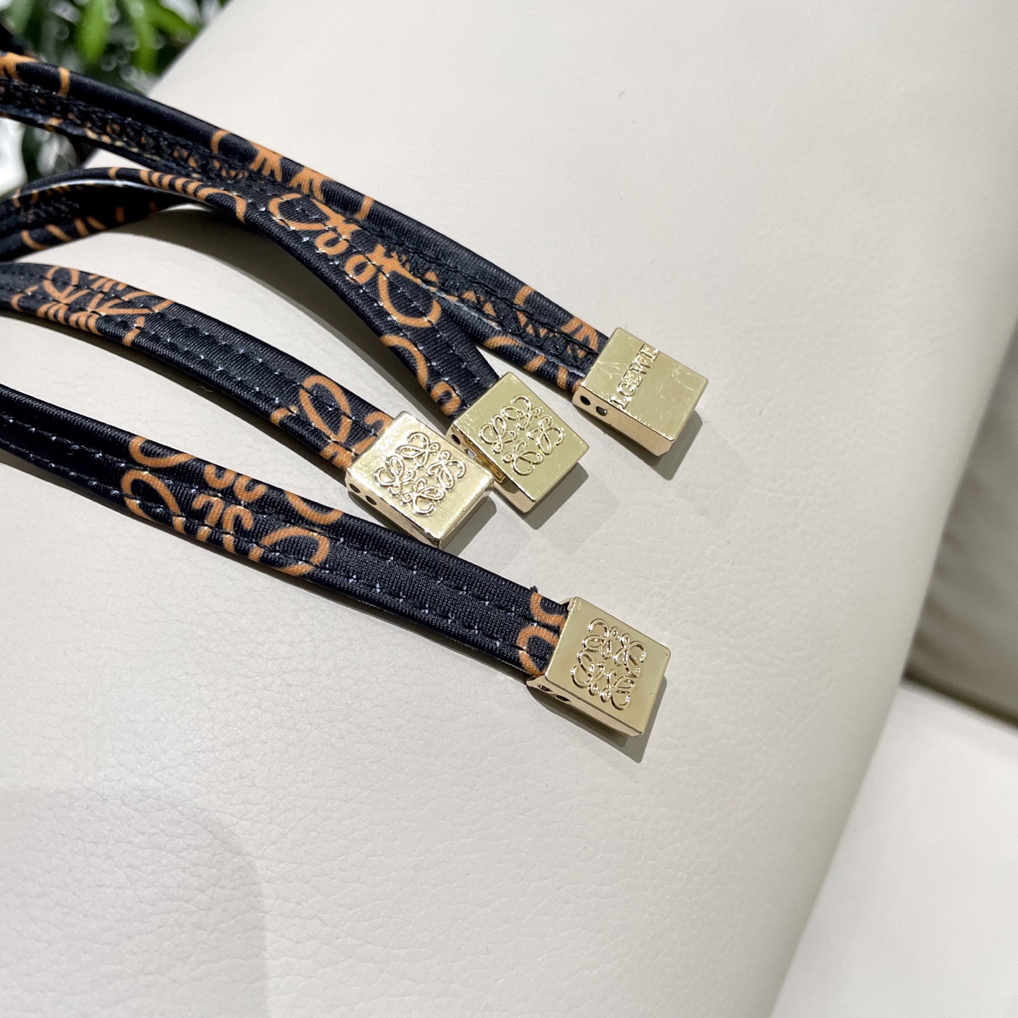 Lowe专柜新款气质款 性感又遮肉肉😍🥰适合多种场景的游泳衣🏊‍♀️海边 游泳池 温泉 水上乐园 漂流都