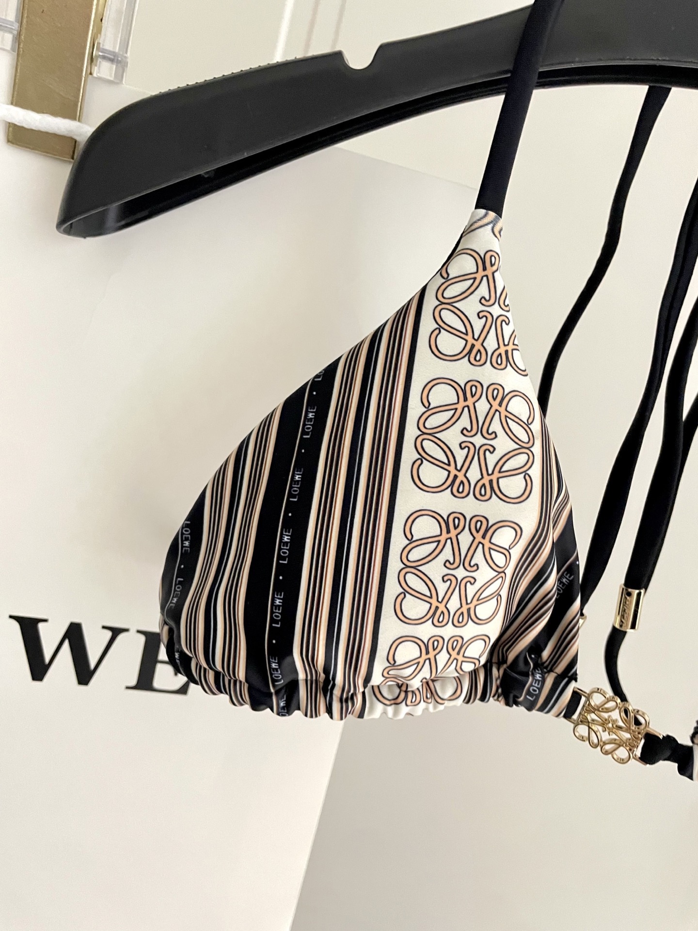 Lowe专柜新款气质款 性感又遮肉肉😍🥰适合多种场景的游泳衣🏊‍♀️海边 游泳池 温泉 水上乐园 漂流都