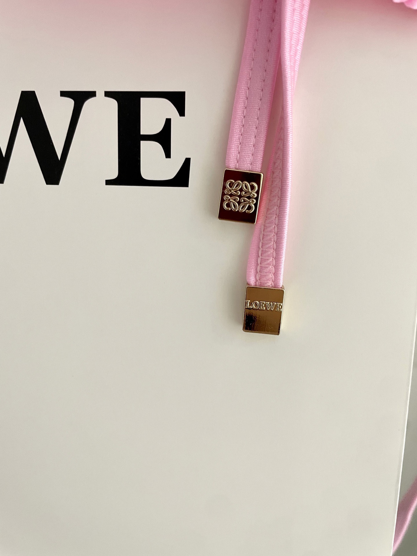 Lowe专柜新款气质款 性感又遮肉肉😍🥰适合多种场景的游泳衣🏊‍♀️海边 游泳池 温泉 水上乐园 漂流都