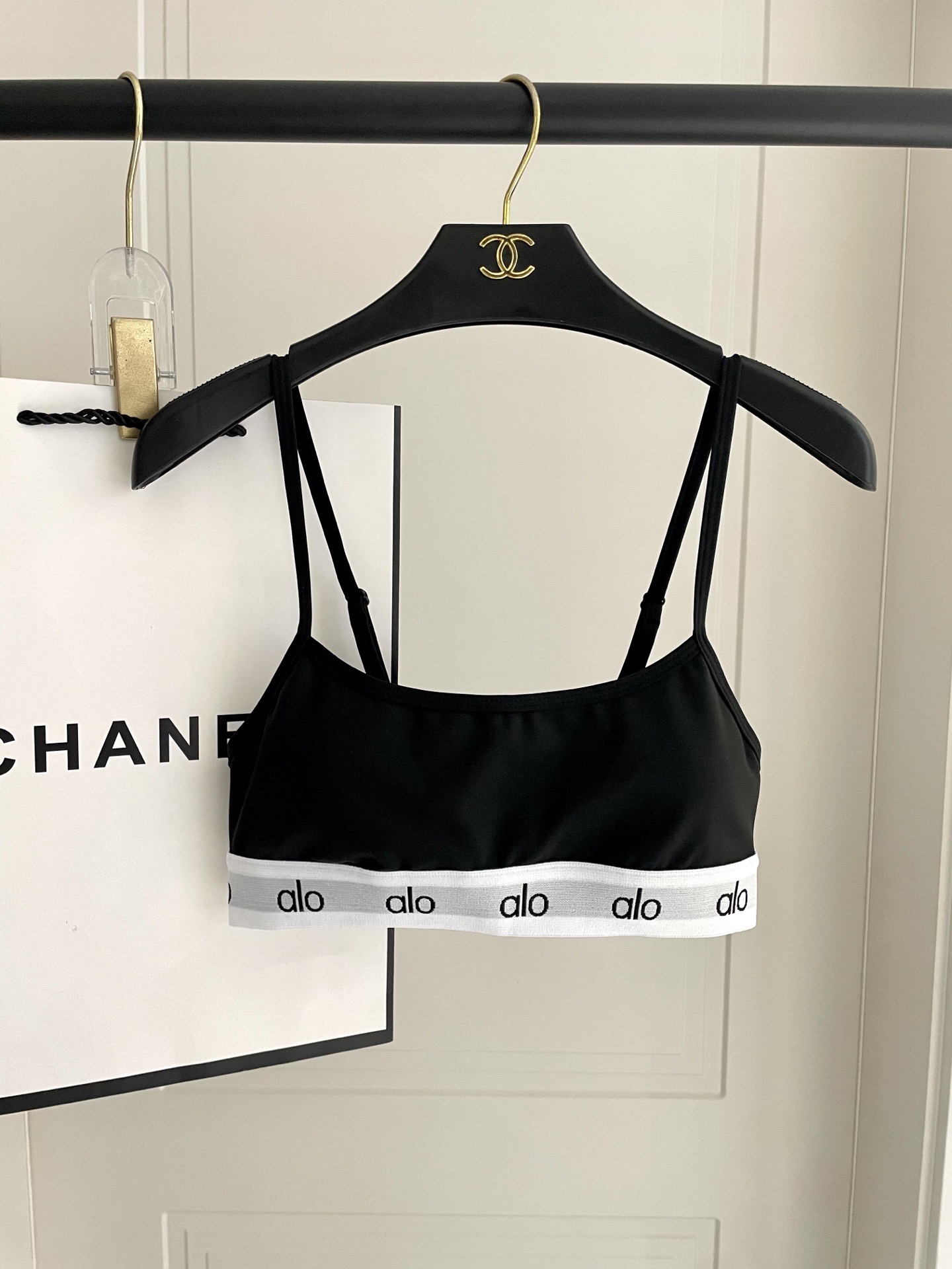 ALO专柜新款分体泳衣😍🥰适合多种场景的游泳衣🏊‍♀️海边 游泳池 温泉 水上乐园 漂流都可以😌内搭也完