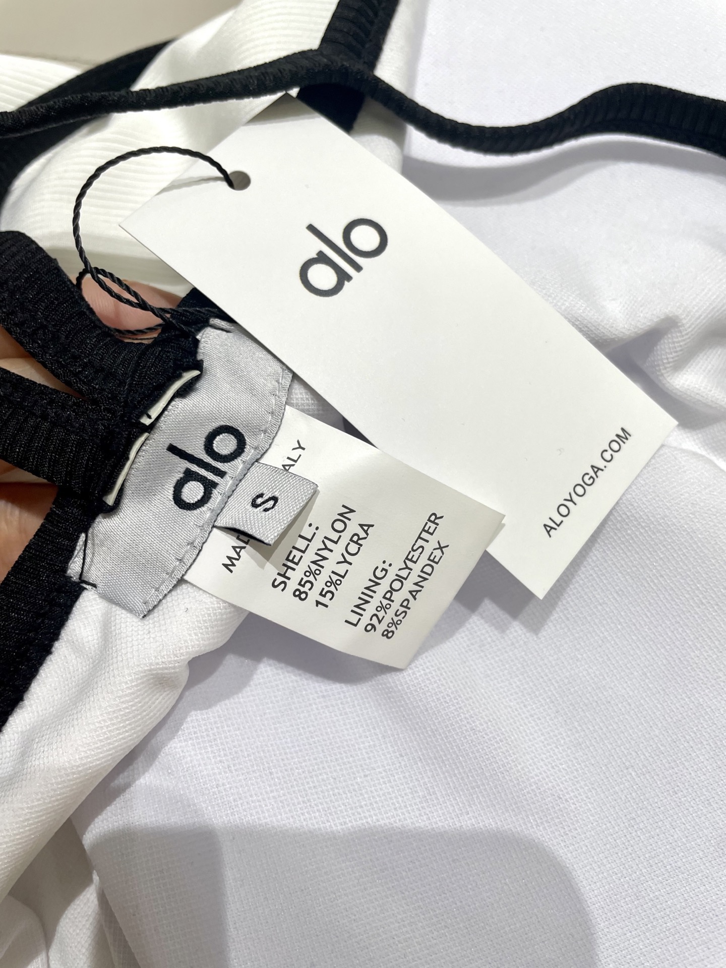 Alo新款针织泳衣👙❤️😍🥰适合多种场景的游泳衣🏊‍♀️海边 游泳池 温泉 水上乐园 漂流都可以😌内搭外