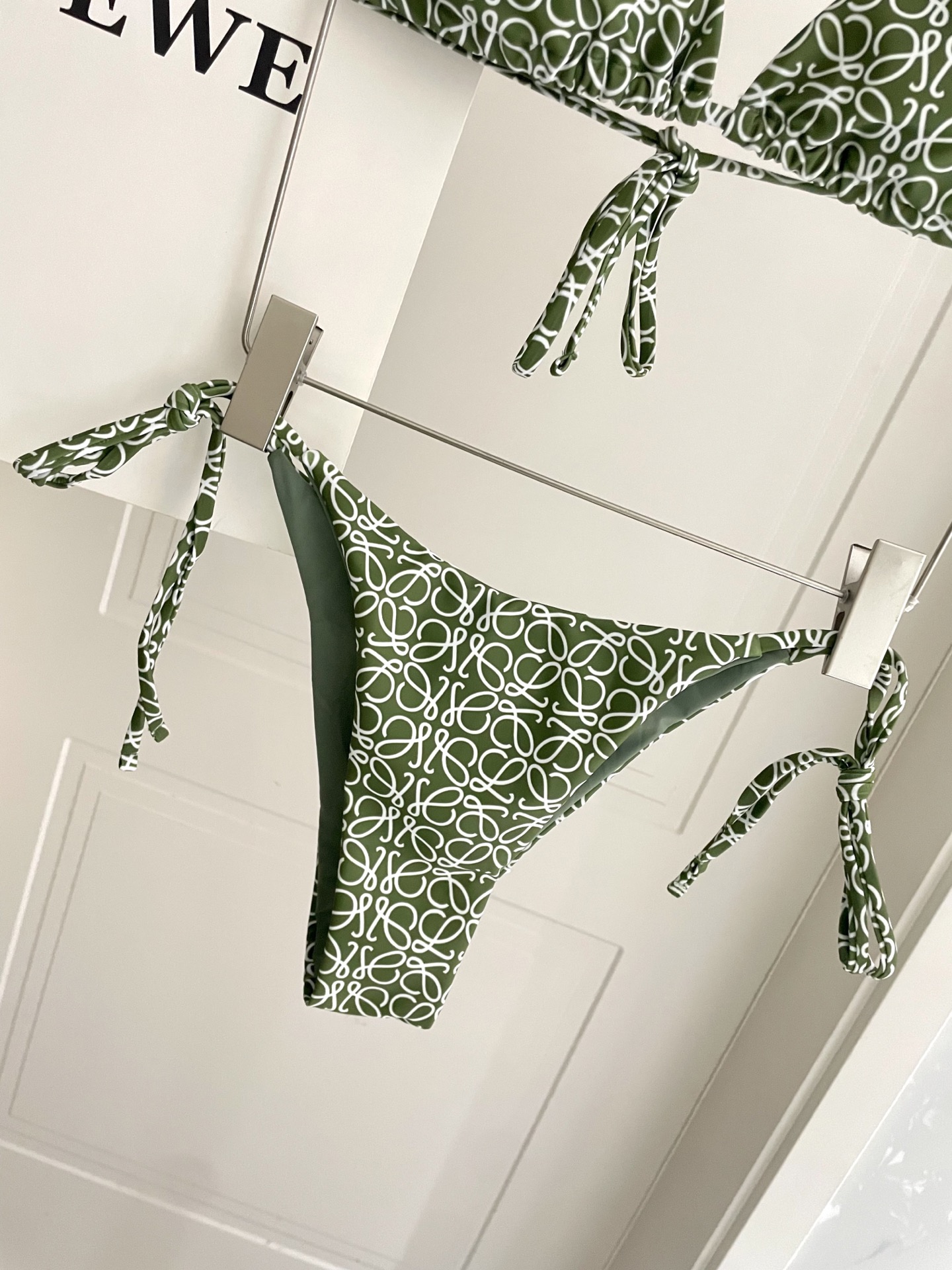 Lowe专柜新款气质款 性感又遮肉肉😍🥰适合多种场景的游泳衣🏊‍♀️海边 游泳池 温泉 水上乐园 漂流都