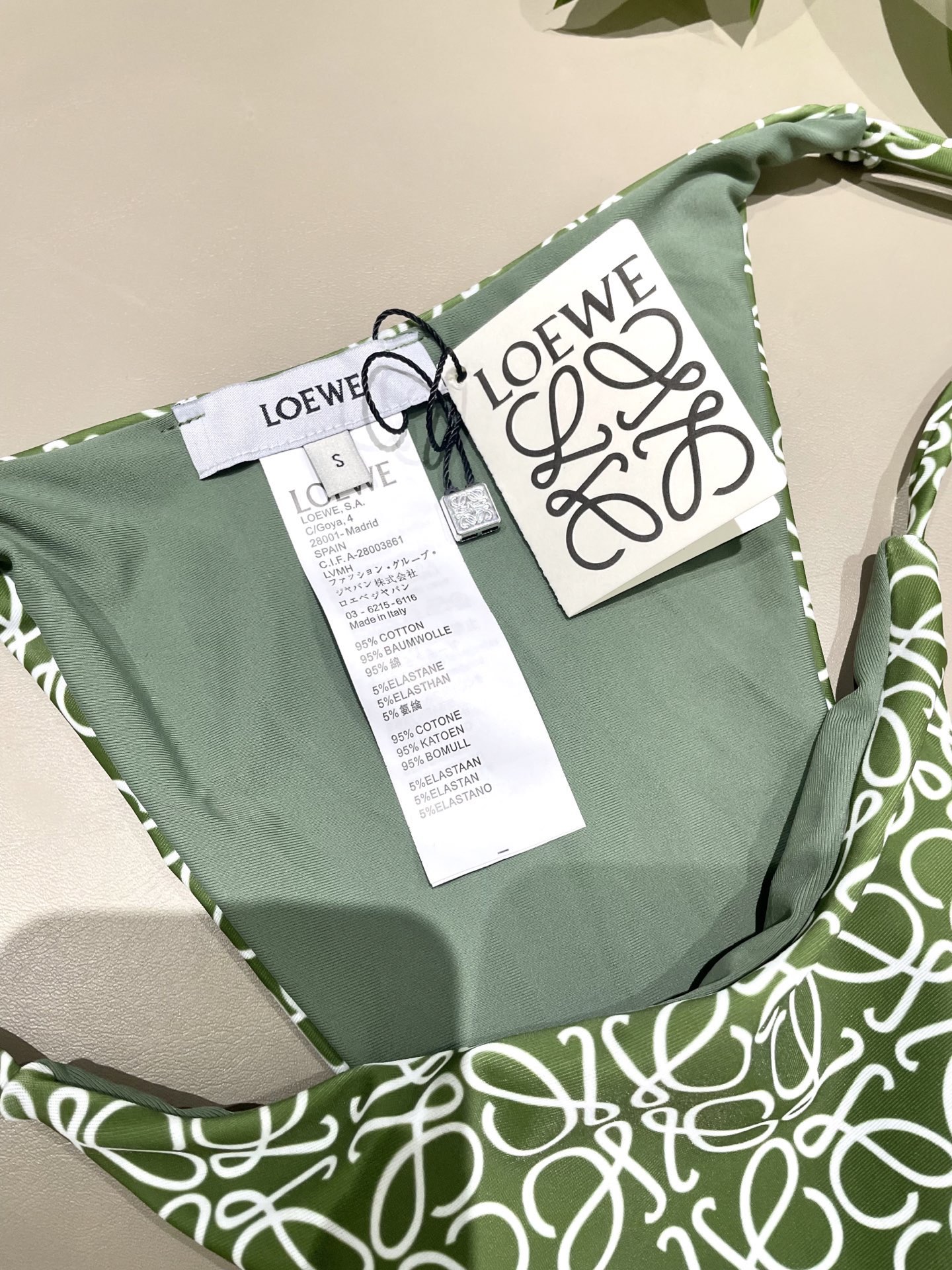 Lowe专柜新款气质款 性感又遮肉肉😍🥰适合多种场景的游泳衣🏊‍♀️海边 游泳池 温泉 水上乐园 漂流都