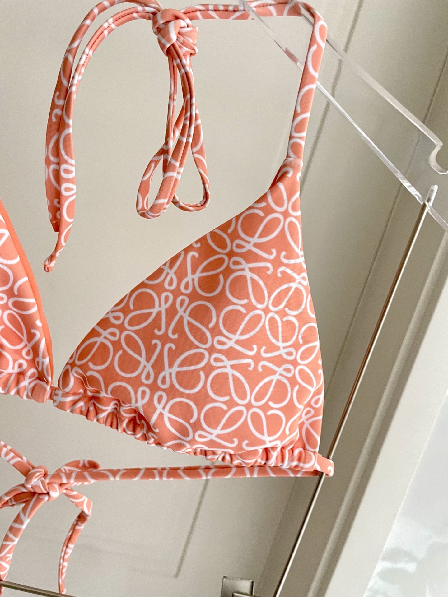 Lowe专柜新款气质款 性感又遮肉肉😍🥰适合多种场景的游泳衣🏊‍♀️海边 游泳池 温泉 水上乐园 漂流都