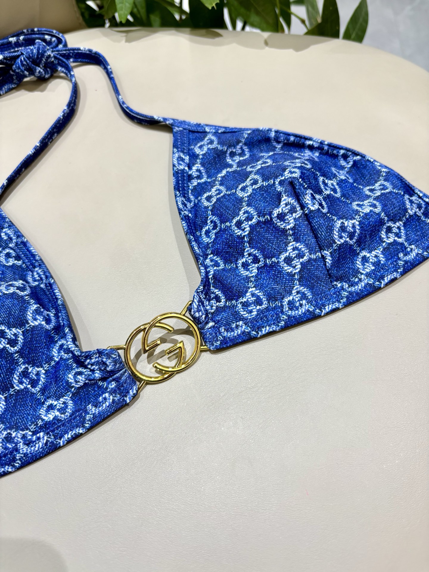Gucci古奇新款比基尼泳衣👙❤️😍🥰适合多种场景的游泳衣🏊‍♀️海边 游泳池 温泉 水上乐园 漂流都可