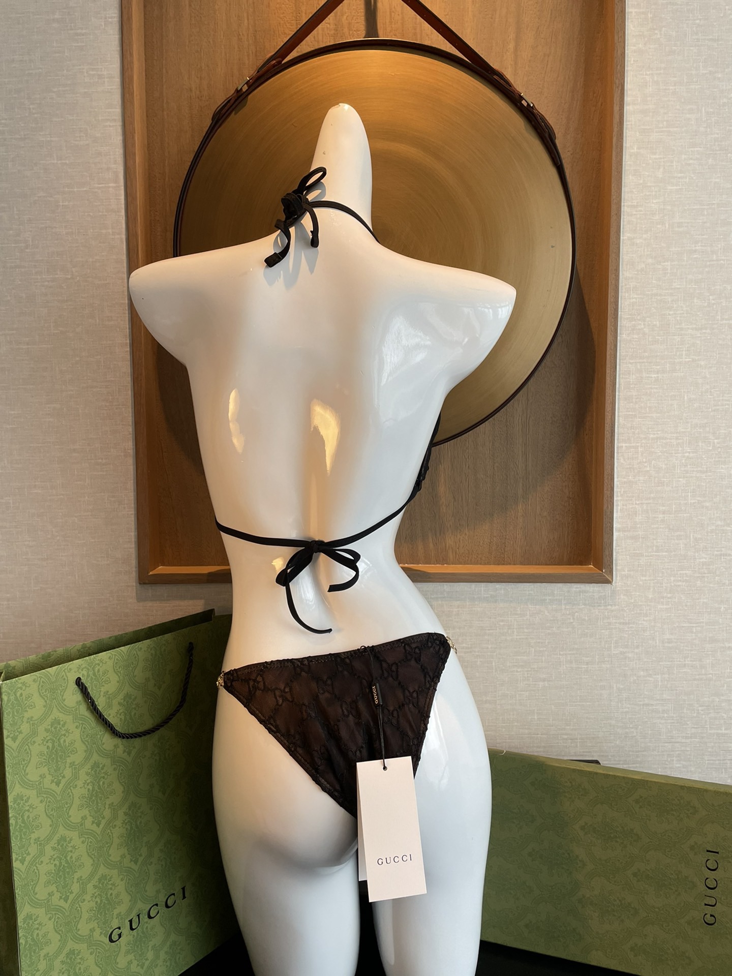 Gucci古奇新款网纱比基尼👙 上身超级棒！同步各大专柜发售，自然而然呈现时尚感！十分减龄，具有年轻活力