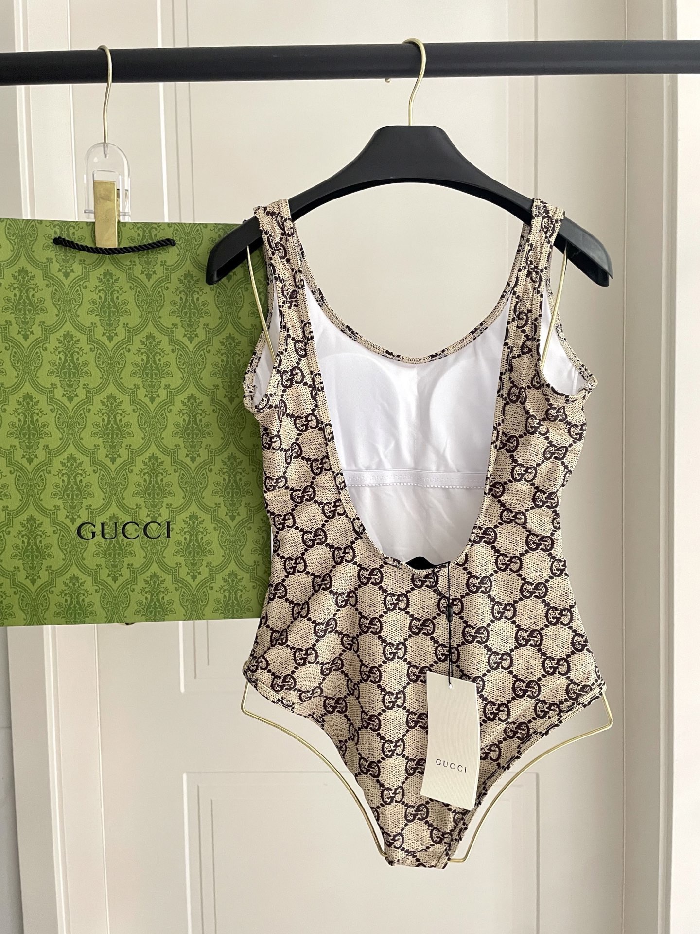 Gucci新款泳衣 实物超级美 😍🥰适合多种场景的游泳衣🏊‍♀️海边 游泳池 温泉 水上乐园 漂流都可以