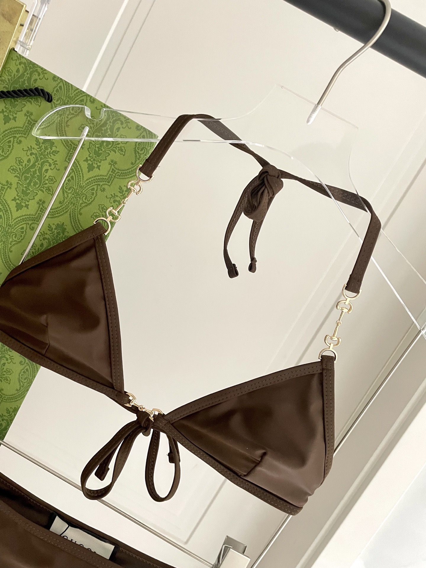 Gucci新款比基尼 😍🥰适合多种场景的游泳衣🏊‍♀️海边 游泳池 温泉 水上乐园 漂流都可以😌内搭也完