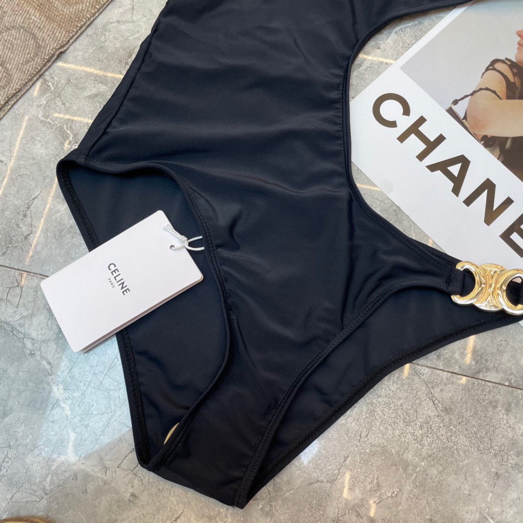 Celine专柜新款气质款 性感又遮肉肉😍🥰适合多种场景的游泳衣🏊‍♀️海边 游泳池 温泉 水上乐园 漂