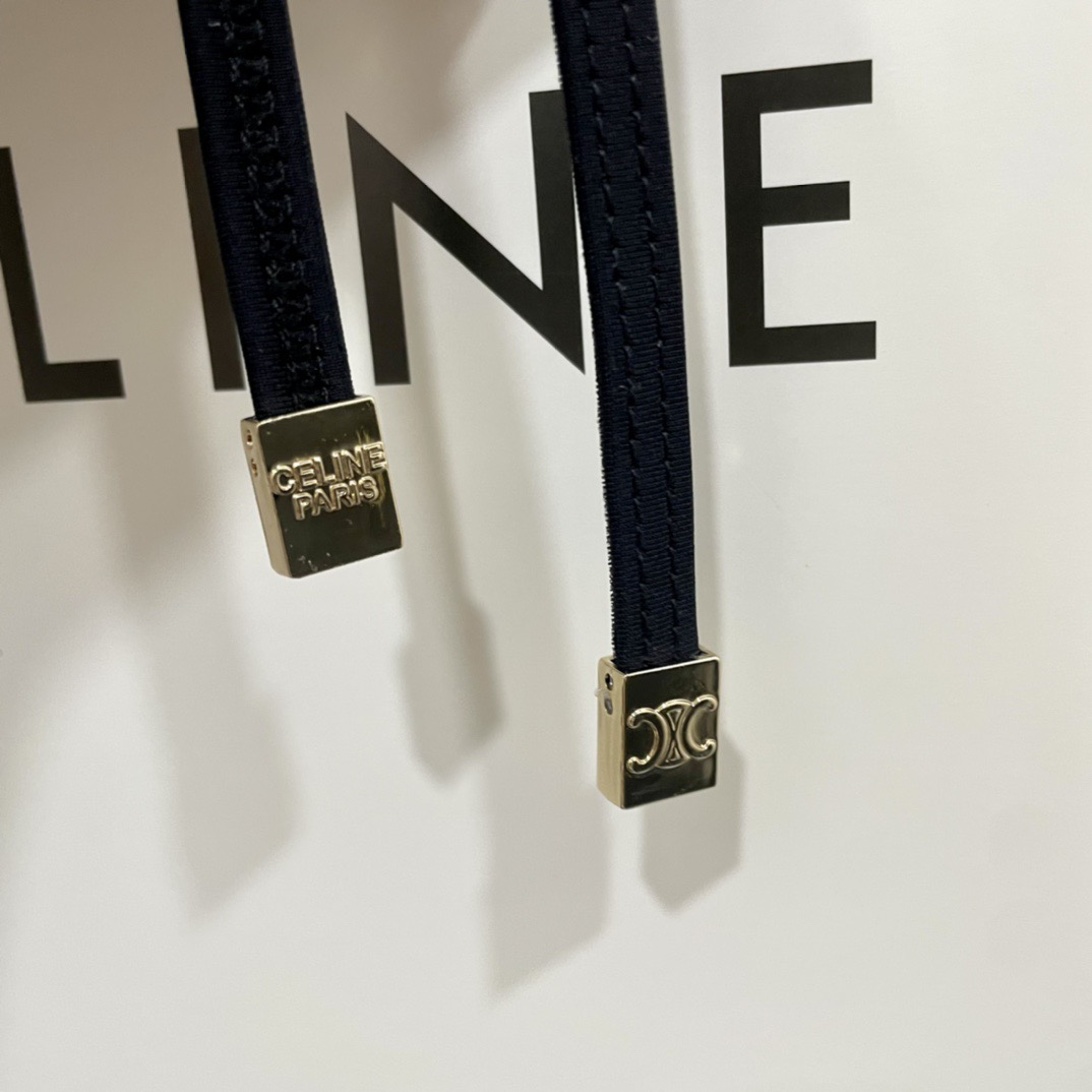 Celien新款分体😍🥰适合多种场景的游泳衣🏊‍♀️海边 游泳池 温泉 水上乐园 漂流都可以😌内搭也完全