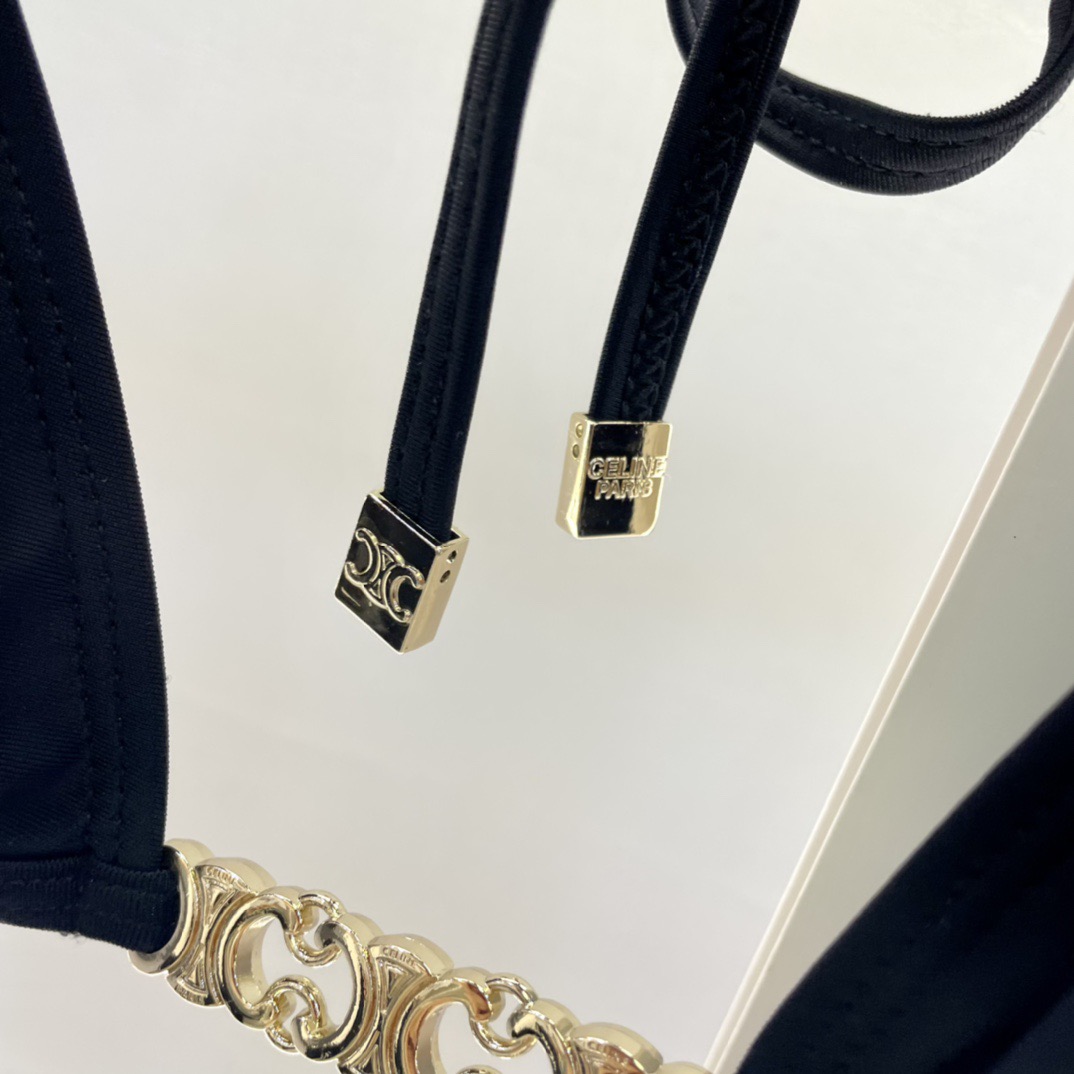 Celien新款分体😍🥰适合多种场景的游泳衣🏊‍♀️海边 游泳池 温泉 水上乐园 漂流都可以😌内搭也完全