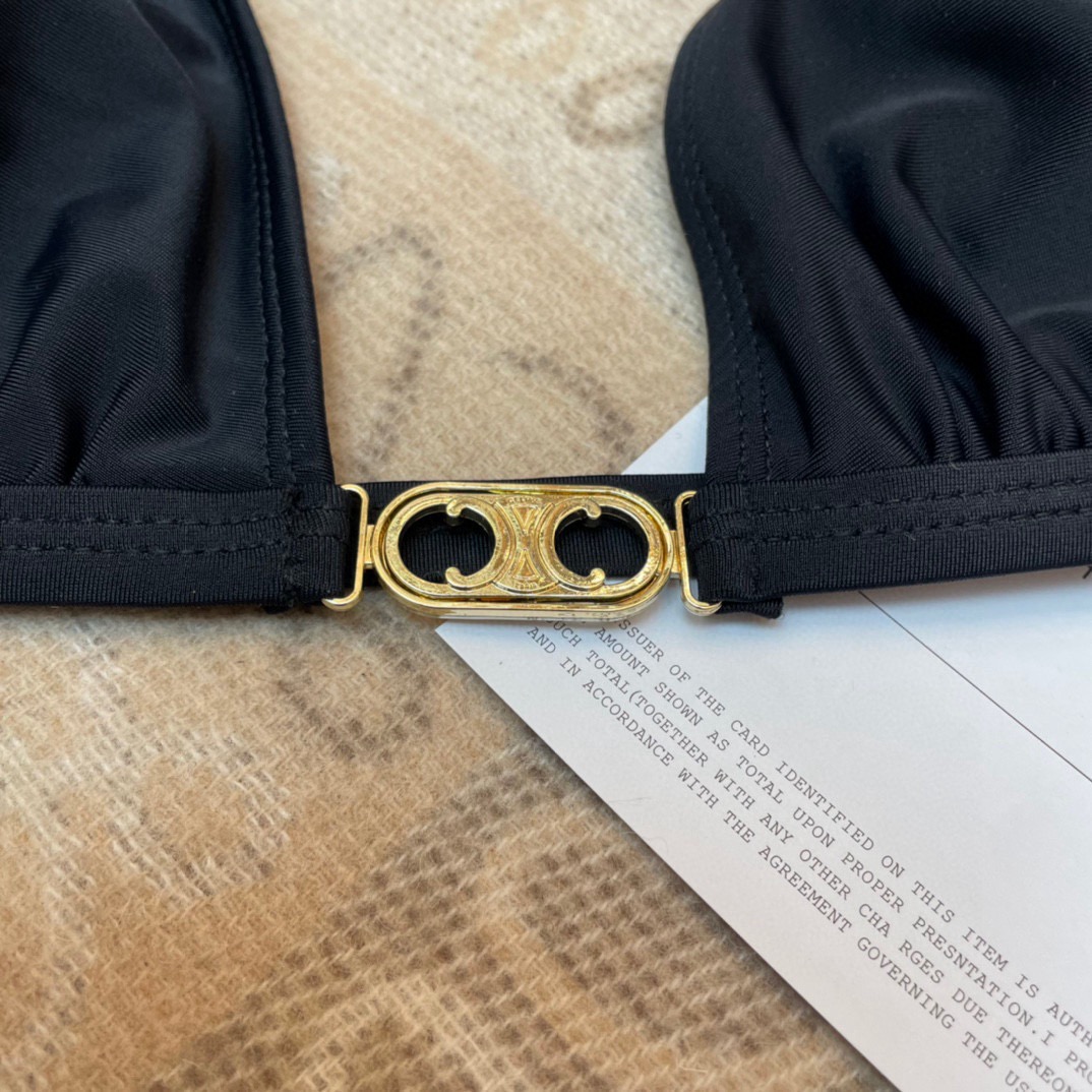 Celien新款分体😍🥰适合多种场景的游泳衣🏊‍♀️海边 游泳池 温泉 水上乐园 漂流都可以😌内搭也完全