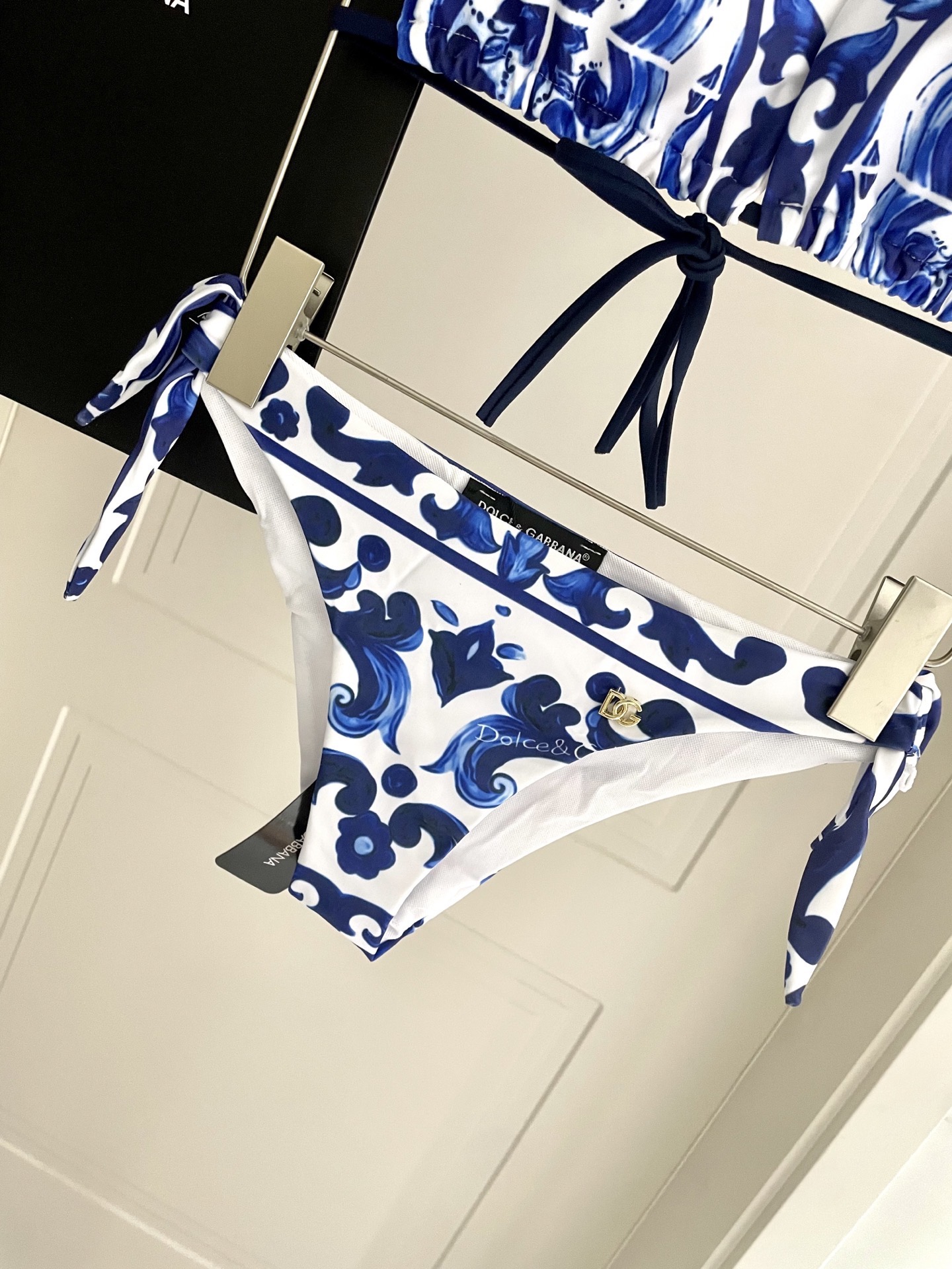 DG分体泳衣 😍🥰适合多种场景的游泳衣🏊‍♀️海边 游泳池 温泉 水上乐园 漂流都可以😌内搭也完全可以 