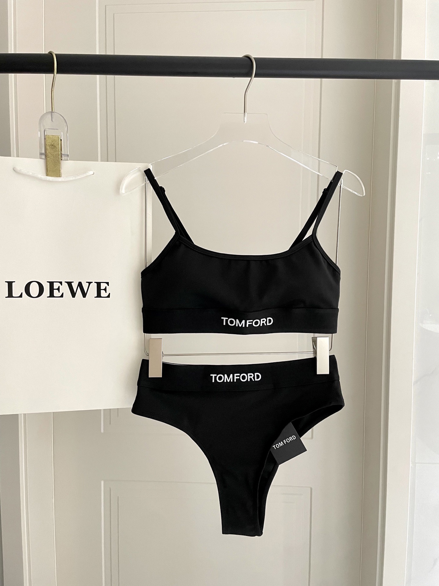 TOMFORD新款比基尼😍🥰适合多种场景的游泳衣🏊‍♀️海边 游泳池 温泉 水上乐园 漂流都可以😌内搭也