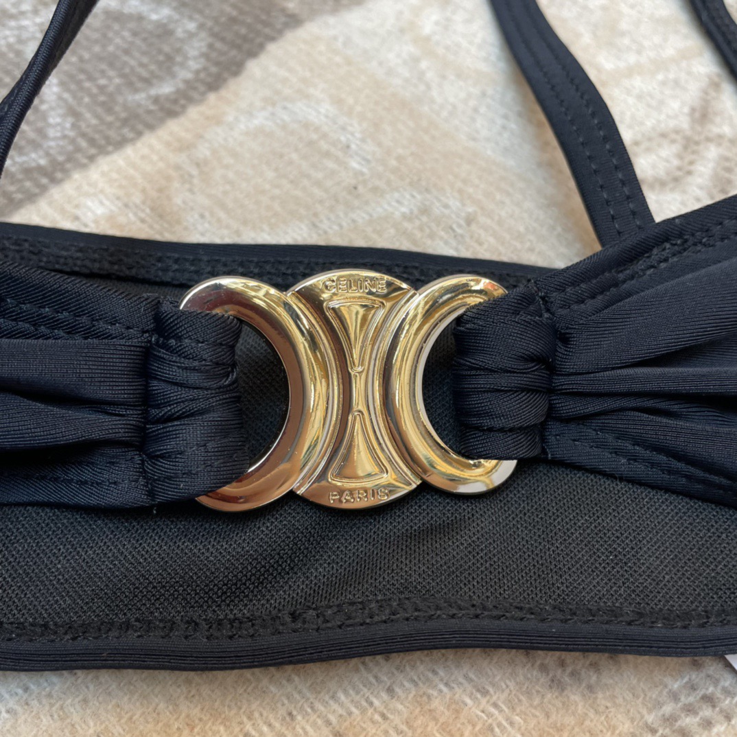 Celien新款分体😍🥰适合多种场景的游泳衣🏊‍♀️海边 游泳池 温泉 水上乐园 漂流都可以😌内搭也完全