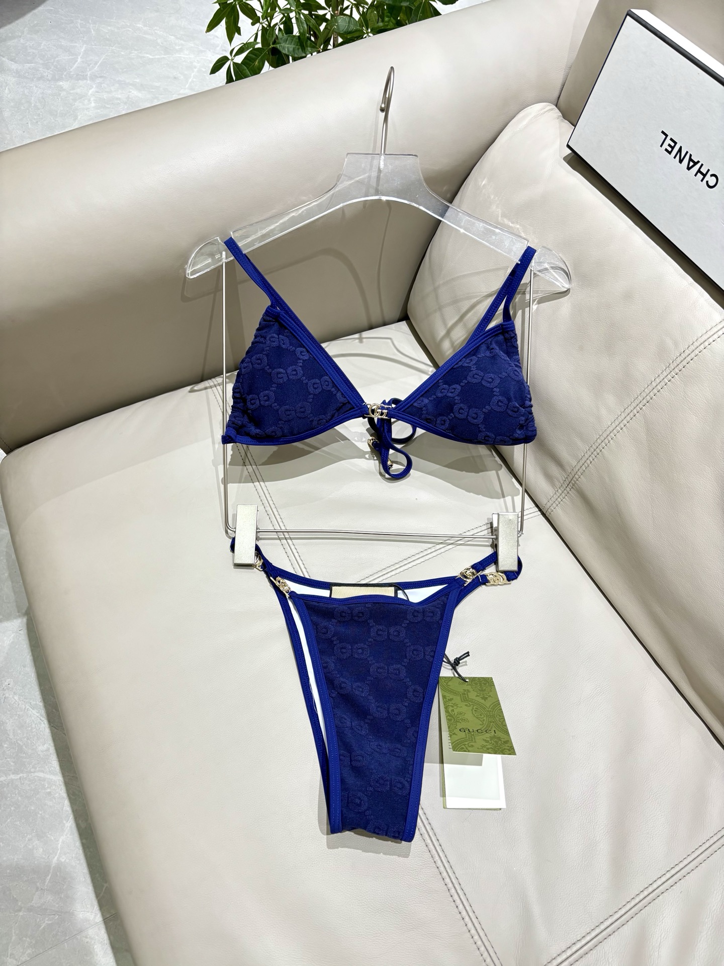 Gucci新款提花比基尼泳衣 实物真的超级美😍😍适合多种场景的游泳衣🏊‍♀️海边 游泳池 温泉 水上乐园