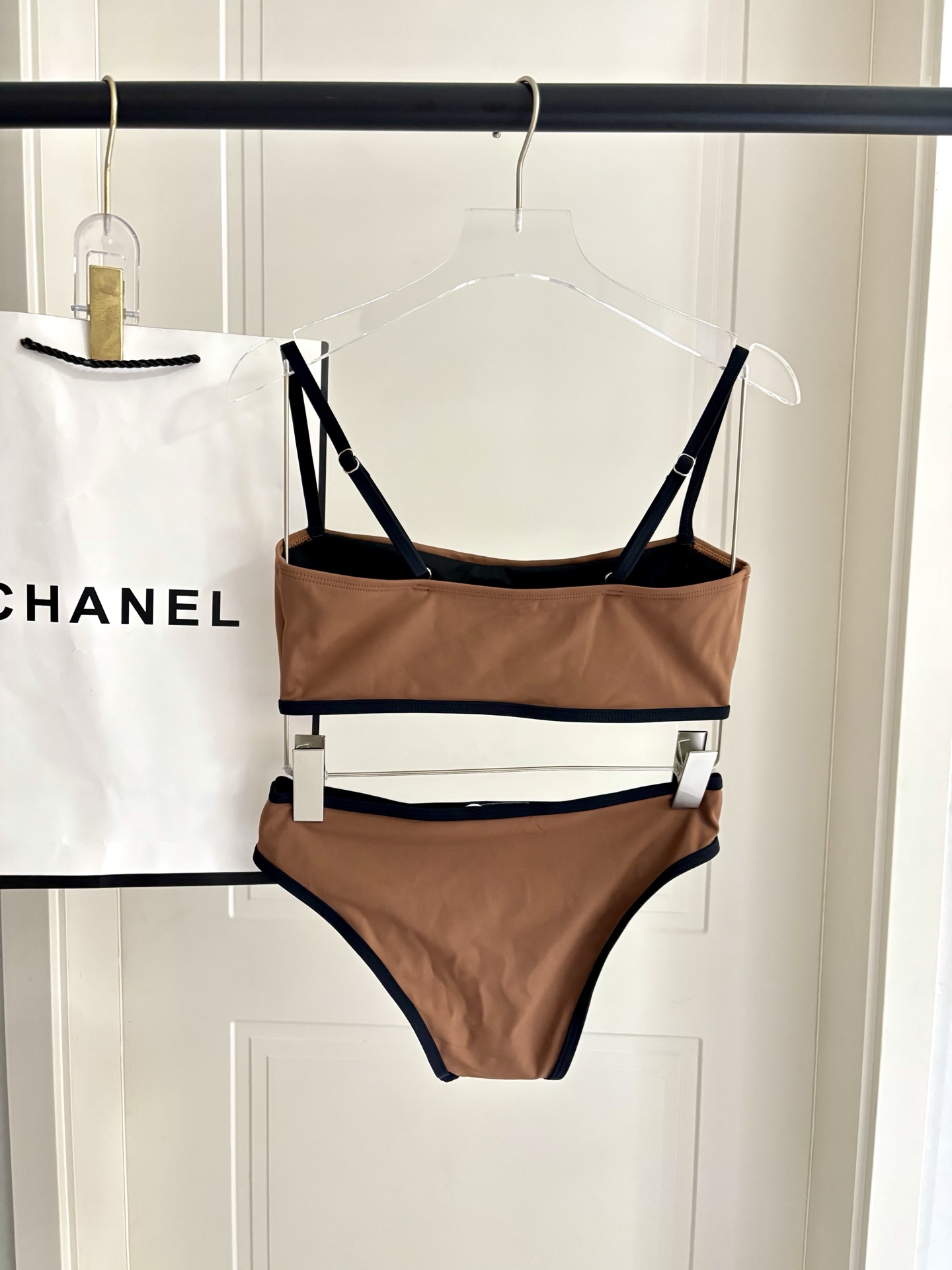 alo新款比基尼泳衣 实物真的超级美😍😍适合多种场景的游泳衣🏊‍♀️海边 游泳池 温泉 水上乐园 漂流都