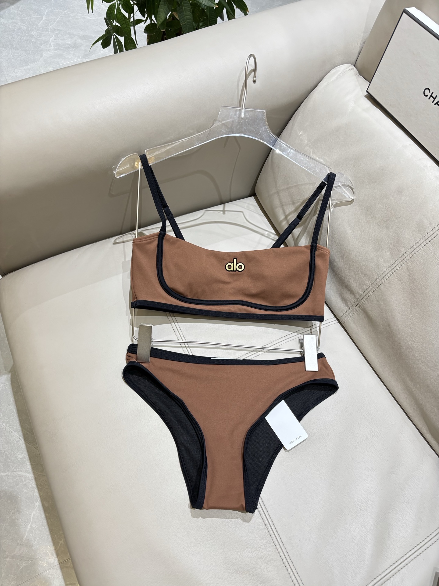 alo新款比基尼泳衣 实物真的超级美😍😍适合多种场景的游泳衣🏊‍♀️海边 游泳池 温泉 水上乐园 漂流都