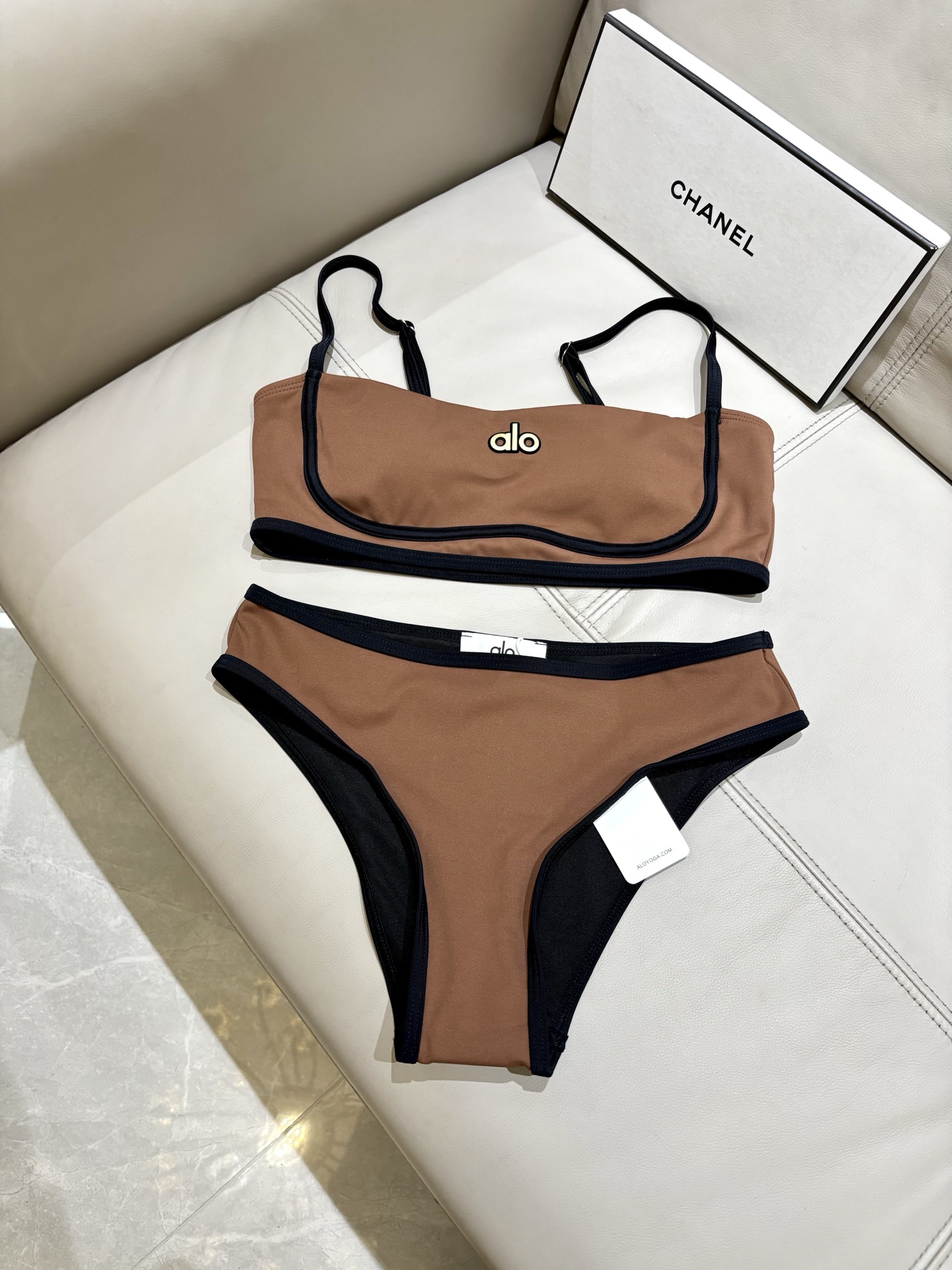 alo新款比基尼泳衣 实物真的超级美😍😍适合多种场景的游泳衣🏊‍♀️海边 游泳池 温泉 水上乐园 漂流都