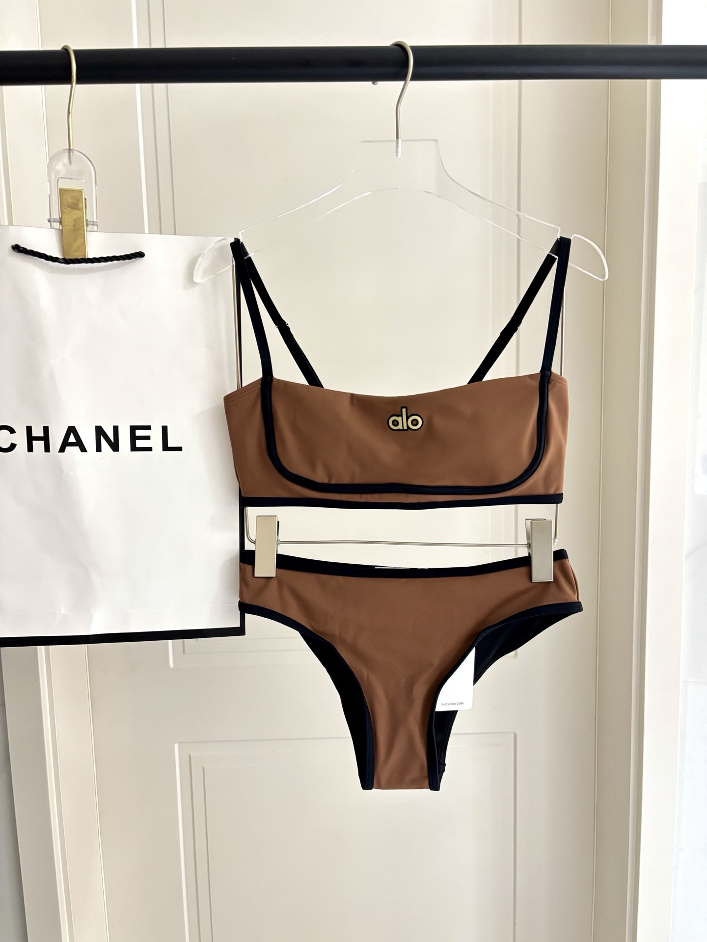 alo新款比基尼泳衣 实物真的超级美😍😍适合多种场景的游泳衣🏊‍♀️海边 游泳池 温泉 水上乐园 漂流都