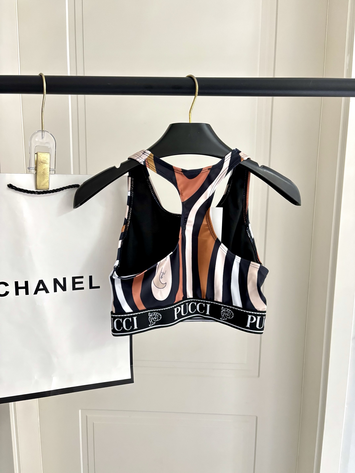 Pucci新款高弹力健身长款瑜伽服运动套装~小背心➕修身提臀显瘦打底裤S M L Xl