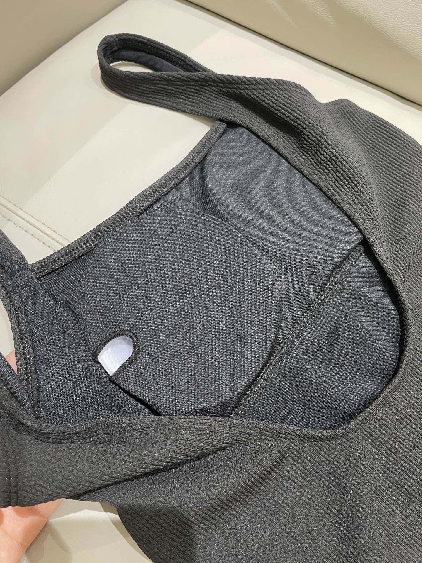 Chanel专柜新款连体泳衣😍🥰适合多种场景的游泳衣🏊‍♀️海边 游泳池 温泉 水上乐园 漂流都可以😌内