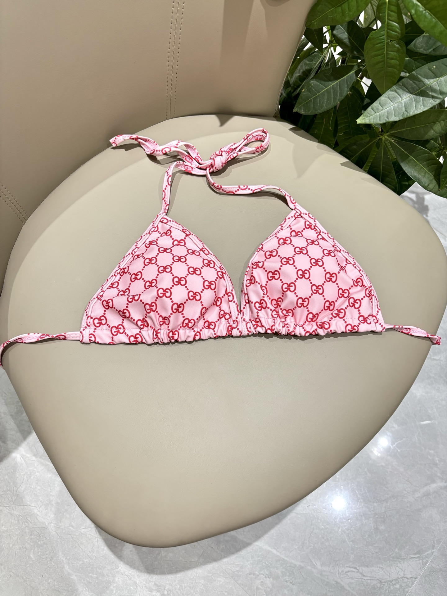 Gucci比基尼😍🥰适合多种场景的游泳衣🏊‍♀️海边 游泳池 温泉 水上乐园 漂流都可以😌内搭也完全可以