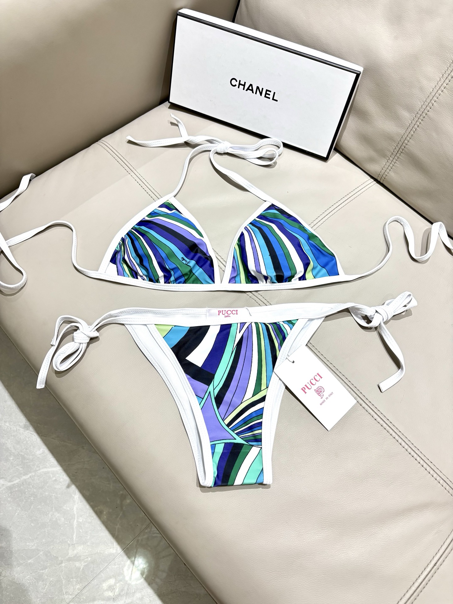 Pucci比基尼😍🥰适合多种场景的游泳衣🏊‍♀️海边 游泳池 温泉 水上乐园 漂流都可以😌内搭也完全可以