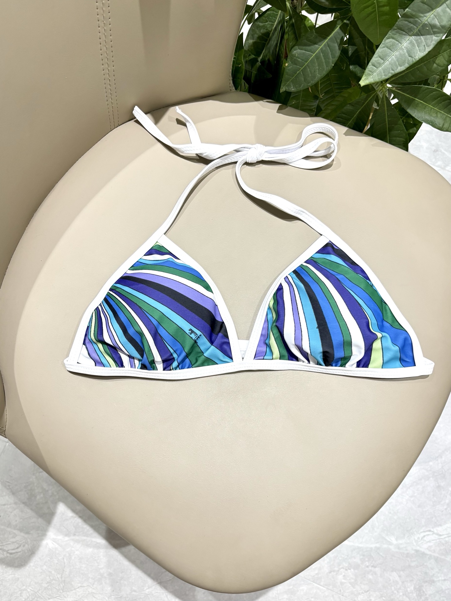 Pucci比基尼😍🥰适合多种场景的游泳衣🏊‍♀️海边 游泳池 温泉 水上乐园 漂流都可以😌内搭也完全可以