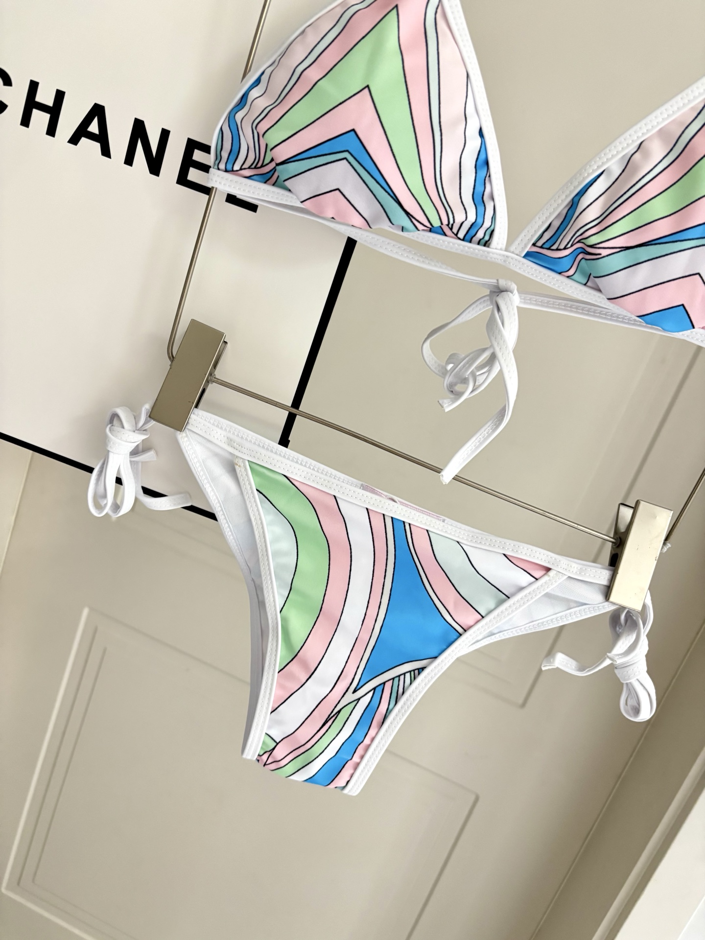 Pucci比基尼😍🥰适合多种场景的游泳衣🏊‍♀️海边 游泳池 温泉 水上乐园 漂流都可以😌内搭也完全可以