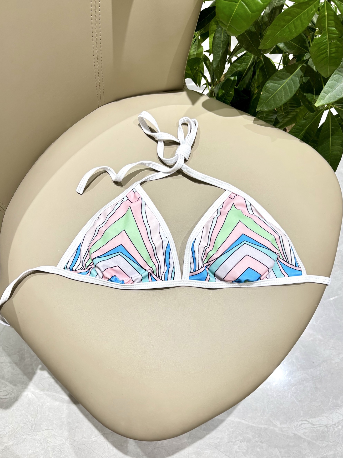 Pucci比基尼😍🥰适合多种场景的游泳衣🏊‍♀️海边 游泳池 温泉 水上乐园 漂流都可以😌内搭也完全可以