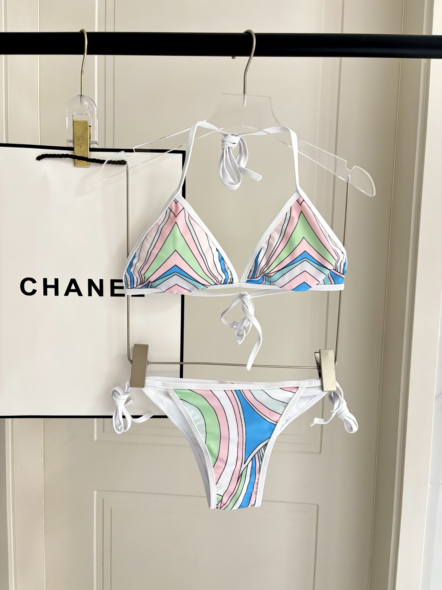 Pucci比基尼😍🥰适合多种场景的游泳衣🏊‍♀️海边 游泳池 温泉 水上乐园 漂流都可以😌内搭也完全可以