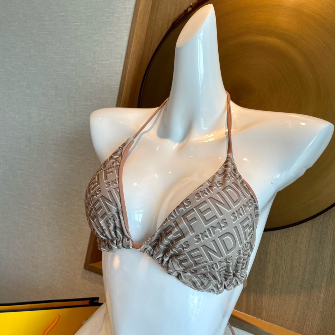 Fend新款SKIMS联名定制双面穿比基尼泳衣~字母logo印花系带挂脖文胸内衣+三角裤两件套装，卡其色