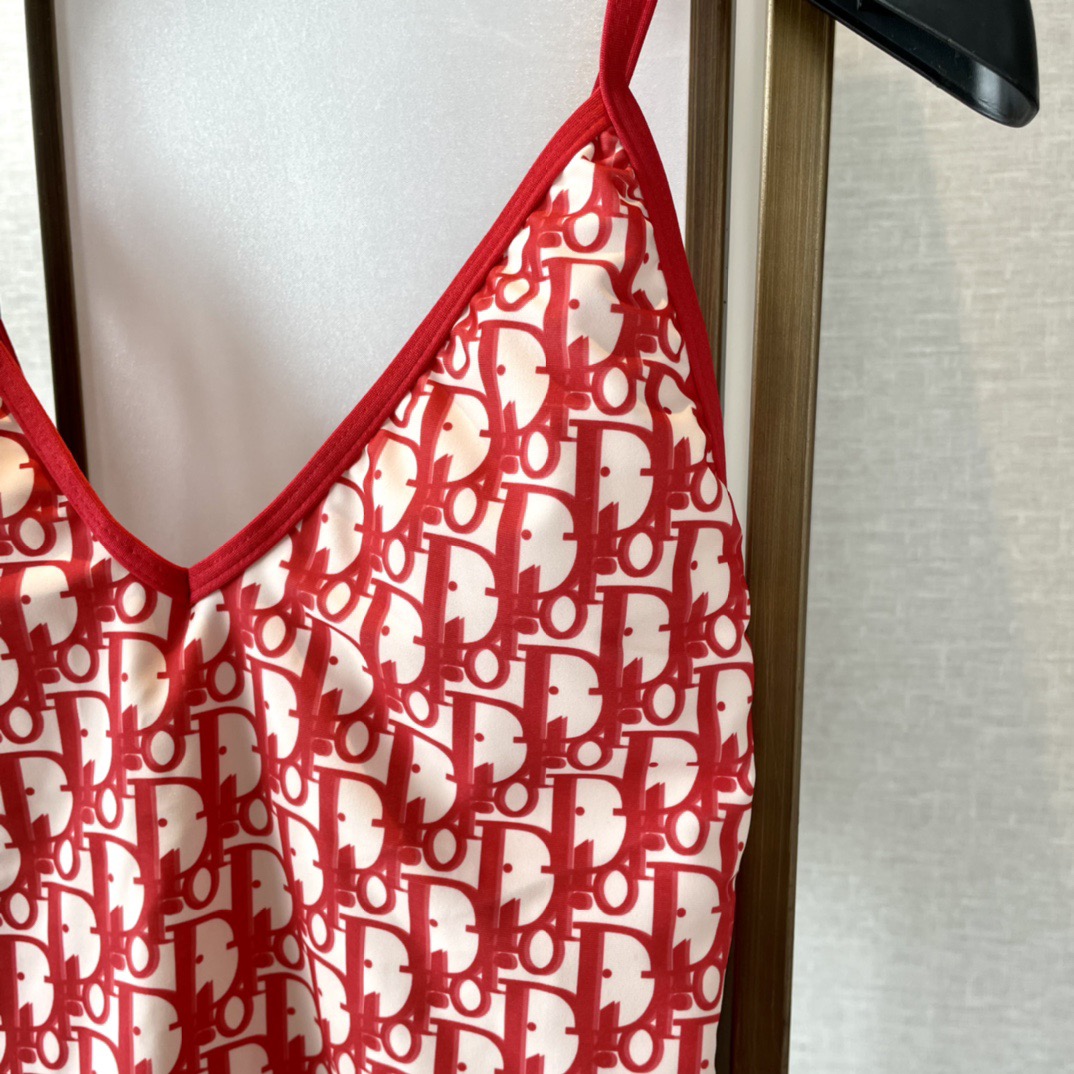 Dior 迪奥连体泳衣 强烈推荐！超显气质 😍🥰适合多种场景的游泳衣🏊‍♀️海边 游泳池 温泉 水上乐园