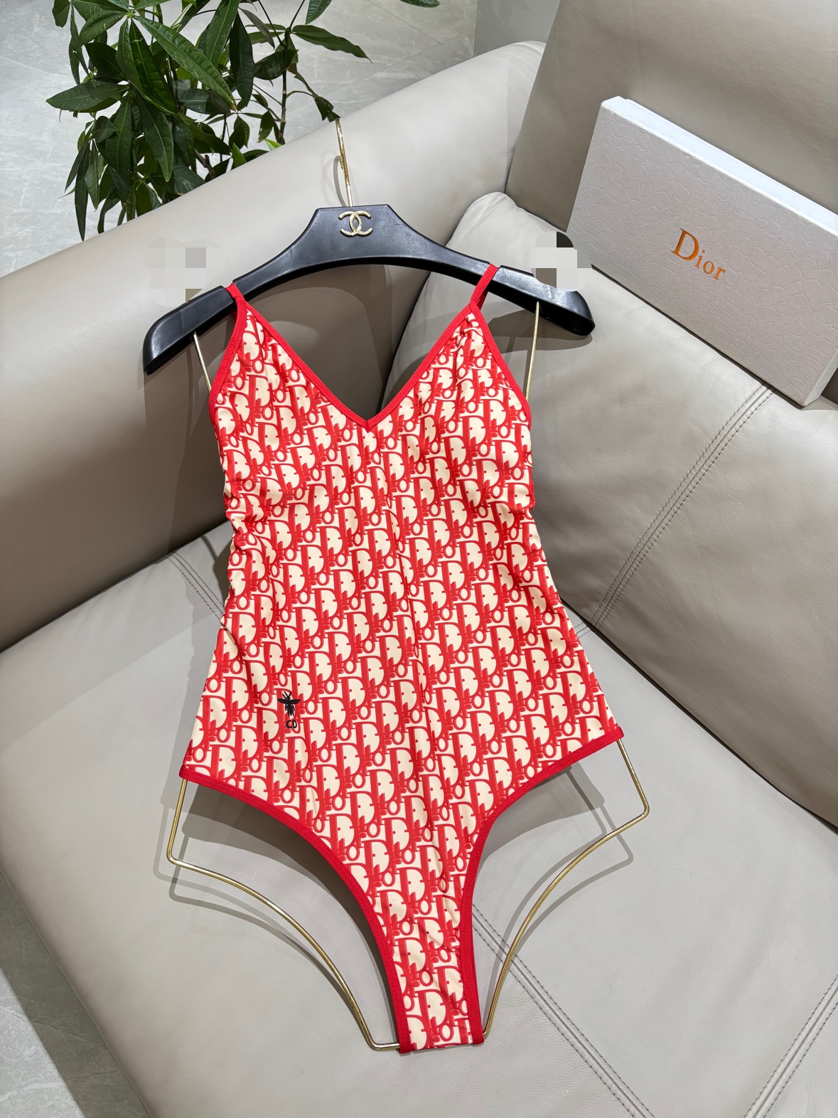 Dior 迪奥连体泳衣 强烈推荐！超显气质 😍🥰适合多种场景的游泳衣🏊‍♀️海边 游泳池 温泉 水上乐园