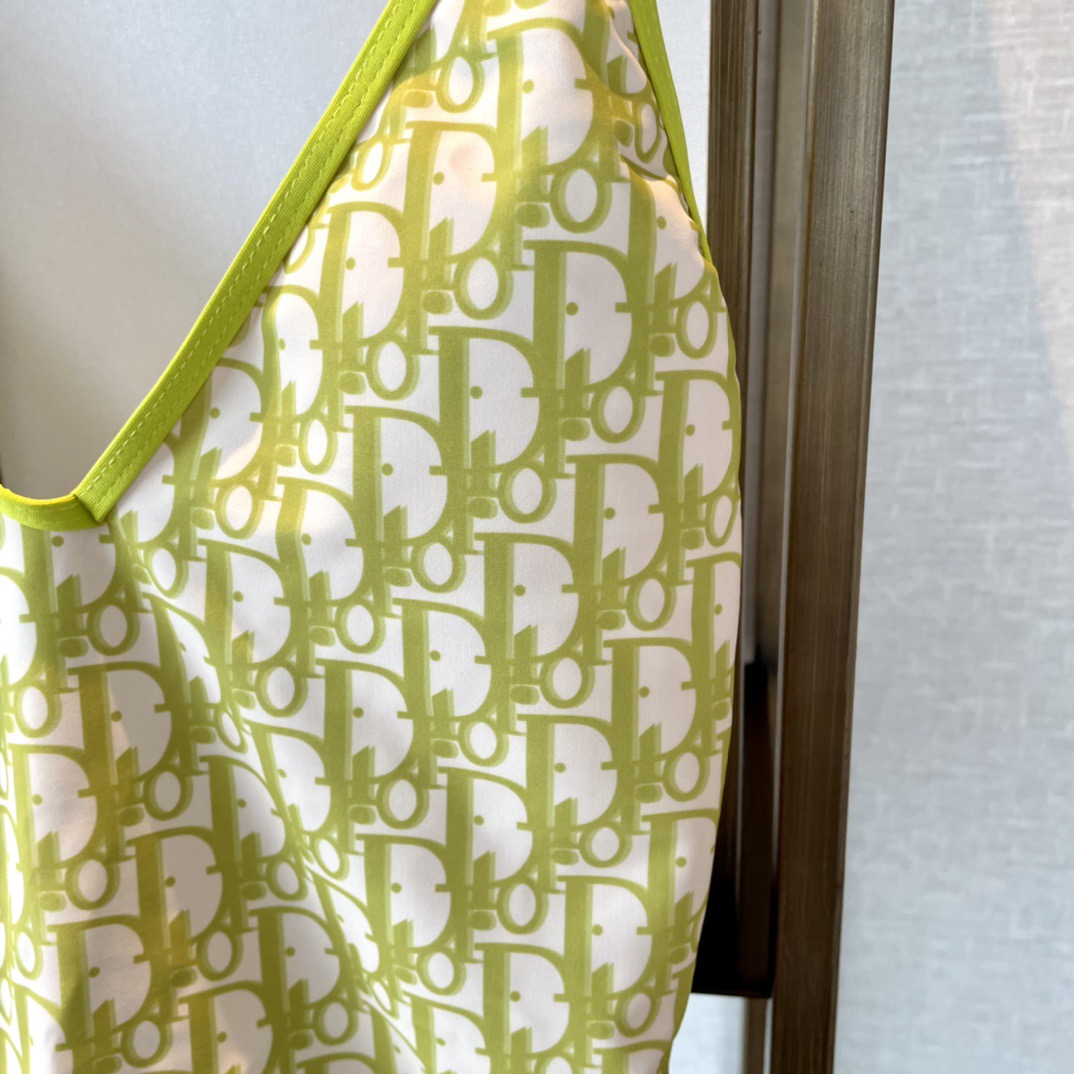 Dior 迪奥连体泳衣 强烈推荐！超显气质 😍🥰适合多种场景的游泳衣🏊‍♀️海边 游泳池 温泉 水上乐园