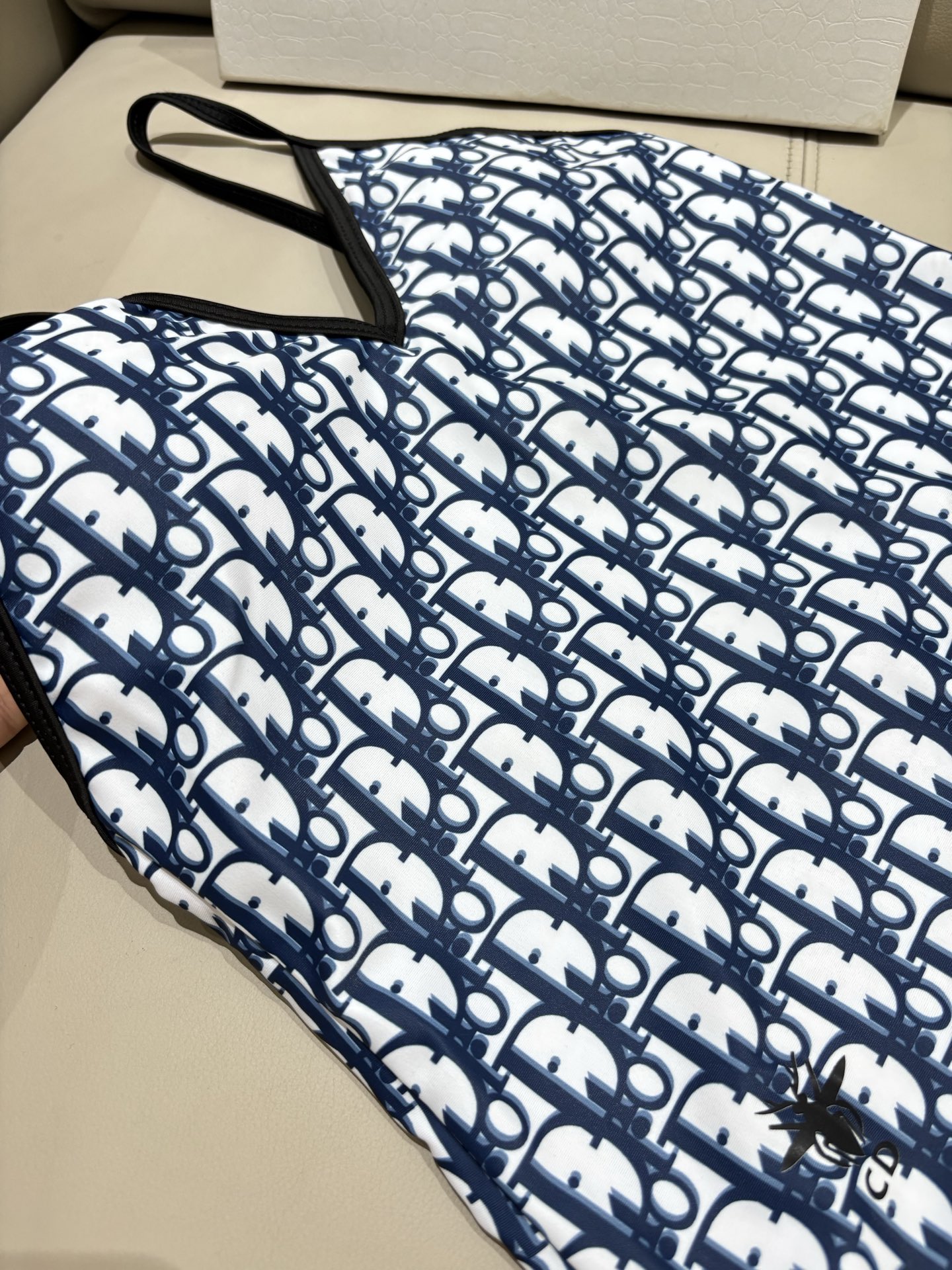 Dior 迪奥连体泳衣 强烈推荐！超显气质 😍🥰适合多种场景的游泳衣🏊‍♀️海边 游泳池 温泉 水上乐园